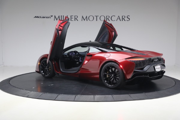 Used 2023 McLaren Artura Performance for sale $179,900 at Maserati of Greenwich in Greenwich CT 06830 16