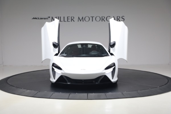 Used 2023 McLaren Artura TechLux for sale $162,900 at Maserati of Greenwich in Greenwich CT 06830 21