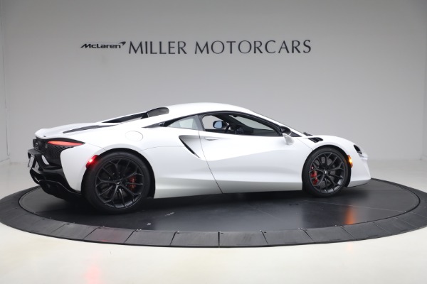Used 2023 McLaren Artura TechLux for sale $162,900 at Maserati of Greenwich in Greenwich CT 06830 8