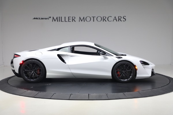 Used 2023 McLaren Artura TechLux for sale $162,900 at Maserati of Greenwich in Greenwich CT 06830 9