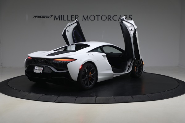 Used 2023 McLaren Artura Performance for sale $162,900 at Maserati of Greenwich in Greenwich CT 06830 18