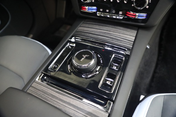Used 2026 Rolls-Royce Spectre for sale $405,900 at Maserati of Greenwich in Greenwich CT 06830 27