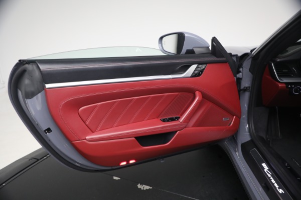 Used 2021 Porsche 911 Carrera S for sale $134,900 at Maserati of Greenwich in Greenwich CT 06830 20