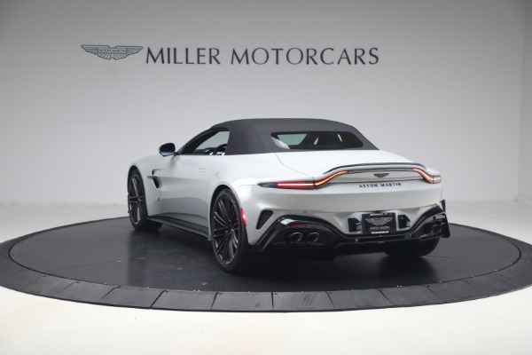 New 2026 Aston Martin Vantage S Roadster for sale $261,400 at Maserati of Greenwich in Greenwich CT 06830 17