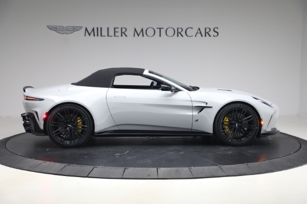 New 2026 Aston Martin Vantage S Roadster for sale $261,400 at Maserati of Greenwich in Greenwich CT 06830 21