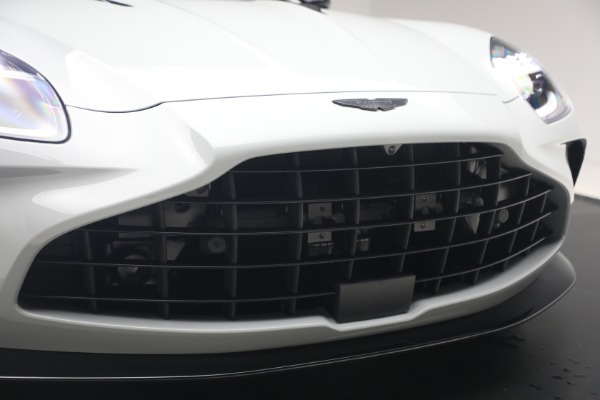 New 2026 Aston Martin Vantage S Roadster for sale $261,400 at Maserati of Greenwich in Greenwich CT 06830 26