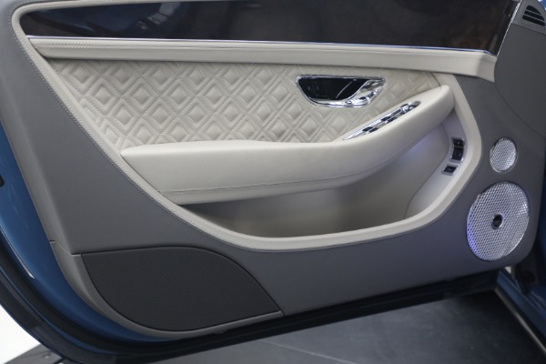 Used 2024 Bentley Continental GTC Speed for sale $294,900 at Maserati of Greenwich in Greenwich CT 06830 27