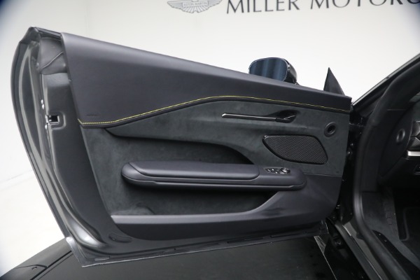 New 2026 Aston Martin Vantage S Roadster for sale $256,400 at Maserati of Greenwich in Greenwich CT 06830 28