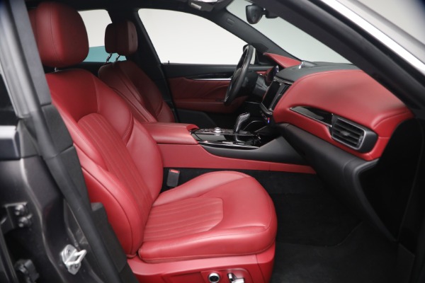 Used 2022 Maserati Levante GT for sale $42,900 at Maserati of Greenwich in Greenwich CT 06830 13
