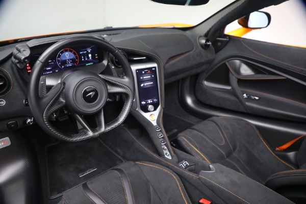 Used 2025 McLaren 750S Spider Performance for sale $369,900 at Maserati of Greenwich in Greenwich CT 06830 23