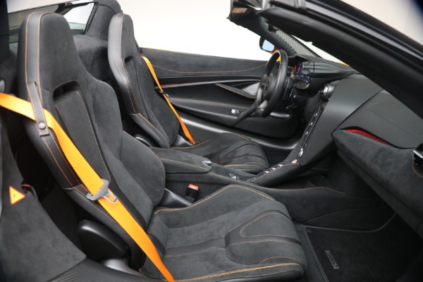 Used 2025 McLaren 750S Spider Performance for sale $369,900 at Maserati of Greenwich in Greenwich CT 06830 25