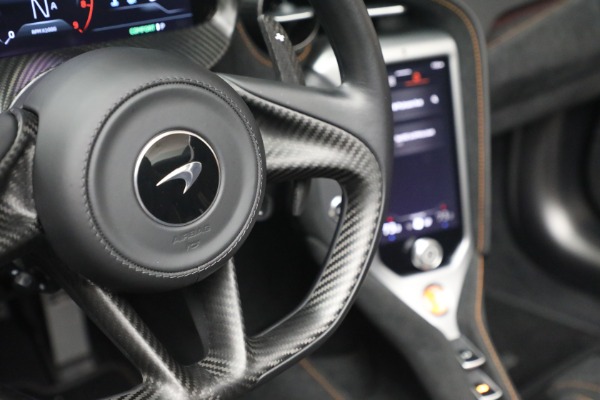 Used 2025 McLaren 750S Spider Performance for sale $369,900 at Maserati of Greenwich in Greenwich CT 06830 27