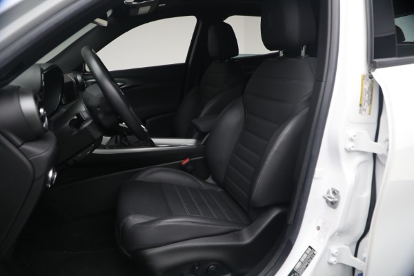 Used 2024 Alfa Romeo Tonale Hybrid Ti for sale $28,900 at Maserati of Greenwich in Greenwich CT 06830 15