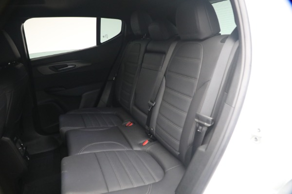 Used 2024 Alfa Romeo Tonale Hybrid Ti for sale $28,900 at Maserati of Greenwich in Greenwich CT 06830 19