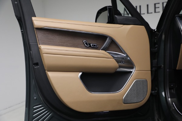 Used 2025 Land Rover Range Rover P530 Autobiography LWB for sale $153,900 at Maserati of Greenwich in Greenwich CT 06830 28