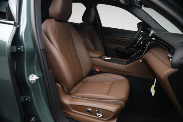New 2026 Maserati Grecale Modena V6 for sale $96,295 at Maserati of Greenwich in Greenwich CT 06830 16