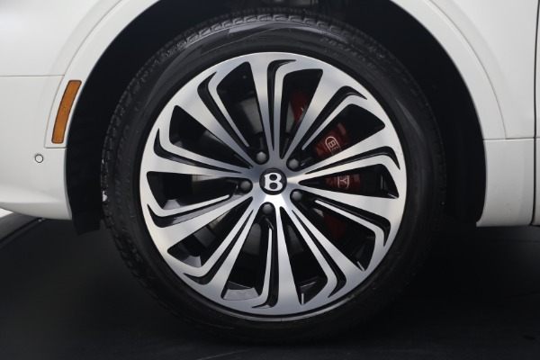 Used 2022 Bentley Bentayga V8 for sale $137,900 at Maserati of Greenwich in Greenwich CT 06830 14