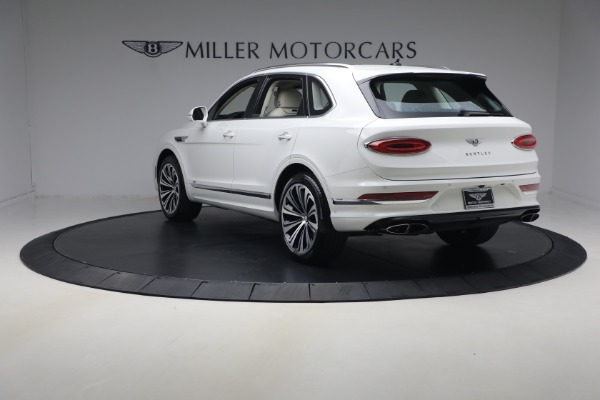 Used 2022 Bentley Bentayga V8 for sale $137,900 at Maserati of Greenwich in Greenwich CT 06830 5