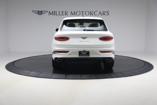 Used 2022 Bentley Bentayga V8 for sale $137,900 at Maserati of Greenwich in Greenwich CT 06830 6