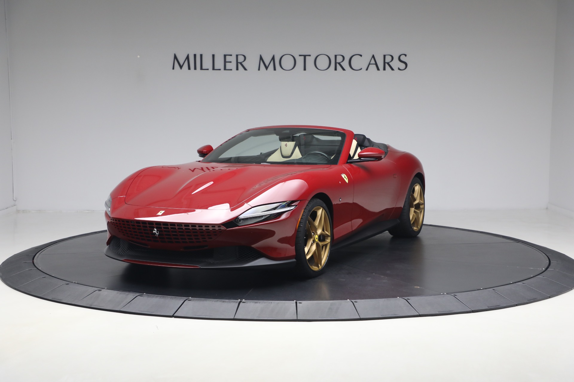 Used 2025 Ferrari Roma Spider for sale $317,900 at Maserati of Greenwich in Greenwich CT 06830 1