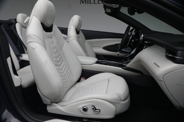 New 2026 Maserati GranCabrio Trofeo for sale $200,785 at Maserati of Greenwich in Greenwich CT 06830 16