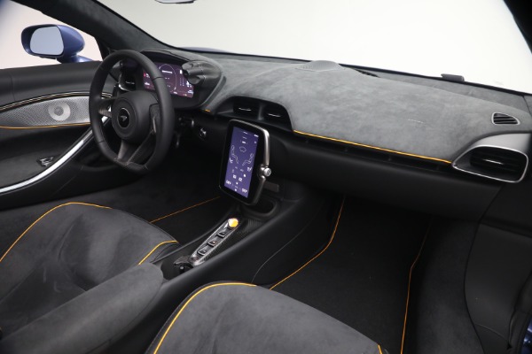 New 2026 McLaren Artura Spider Performance for sale $336,300 at Maserati of Greenwich in Greenwich CT 06830 26