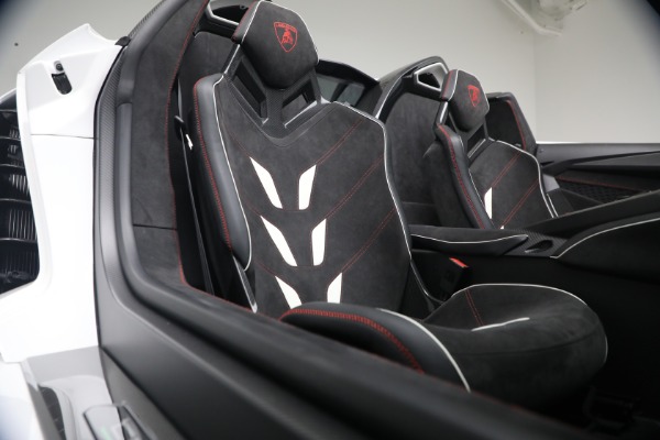 Used 2017 Lamborghini Centenario Roadster for sale $3,995,000 at Maserati of Greenwich in Greenwich CT 06830 15