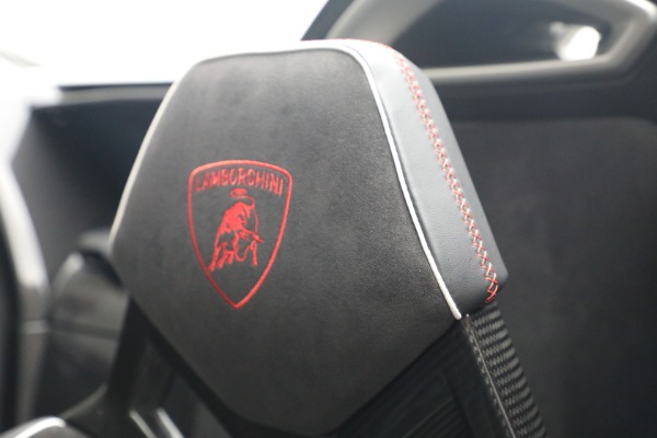 Used 2017 Lamborghini Centenario Roadster for sale $3,995,000 at Maserati of Greenwich in Greenwich CT 06830 20