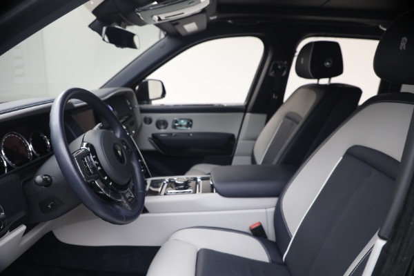 Used 2022 Rolls-Royce Black Badge Cullinan for sale $299,900 at Maserati of Greenwich in Greenwich CT 06830 16
