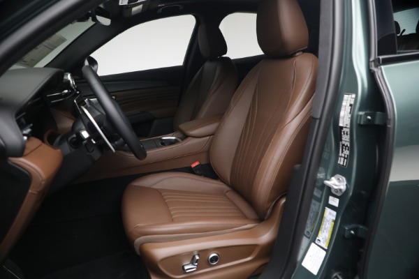 New 2026 Maserati Grecale Modena V6 for sale $97,295 at Maserati of Greenwich in Greenwich CT 06830 15