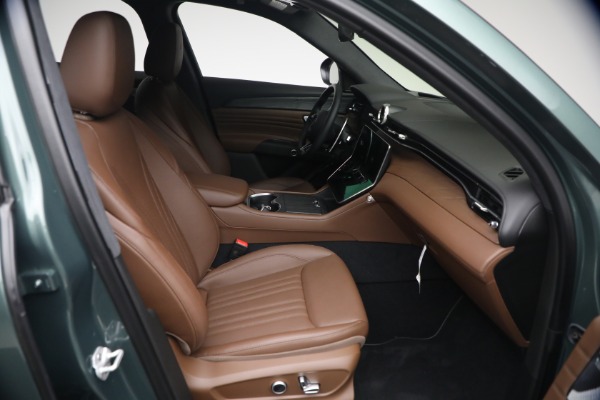 New 2026 Maserati Grecale Modena V6 for sale $97,295 at Maserati of Greenwich in Greenwich CT 06830 19