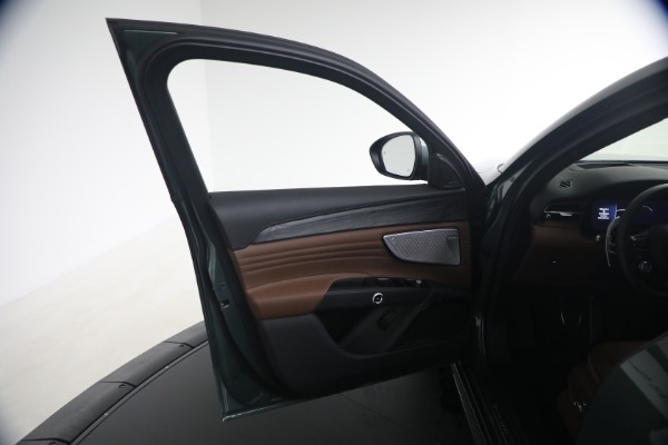 New 2026 Maserati Grecale Modena V6 for sale $97,295 at Maserati of Greenwich in Greenwich CT 06830 24