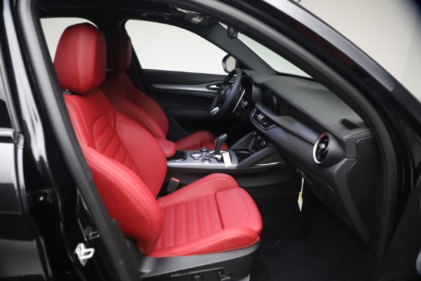 New 2026 Alfa Romeo Stelvio Veloce for sale $62,715 at Maserati of Greenwich in Greenwich CT 06830 14