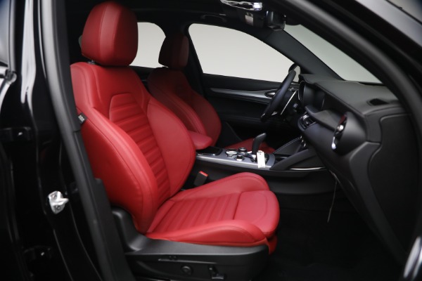 New 2026 Alfa Romeo Stelvio Veloce for sale $62,715 at Maserati of Greenwich in Greenwich CT 06830 16