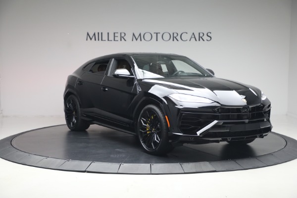 Used 2025 Lamborghini Urus SE for sale $305,900 at Maserati of Greenwich in Greenwich CT 06830 11