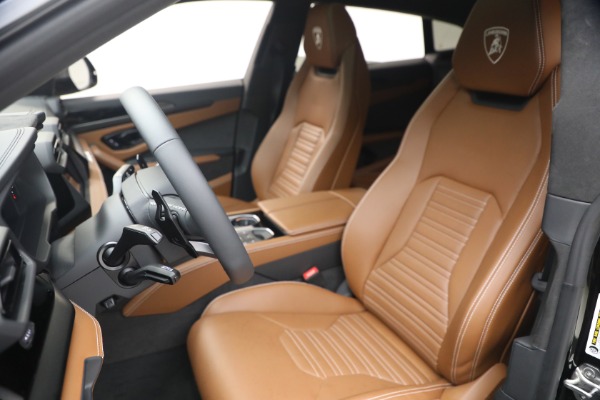 Used 2025 Lamborghini Urus SE for sale $305,900 at Maserati of Greenwich in Greenwich CT 06830 14