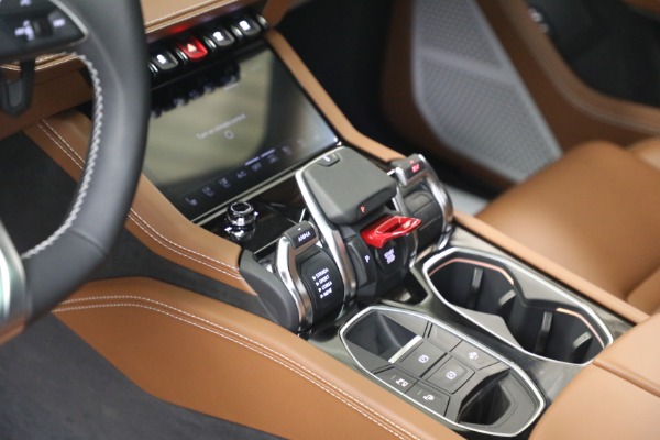 Used 2025 Lamborghini Urus SE for sale $305,900 at Maserati of Greenwich in Greenwich CT 06830 26