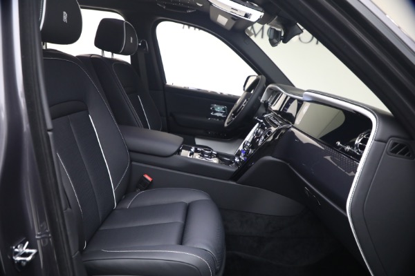 New 2027 Rolls-Royce Black Badge Cullinan for sale $576,350 at Maserati of Greenwich in Greenwich CT 06830 20