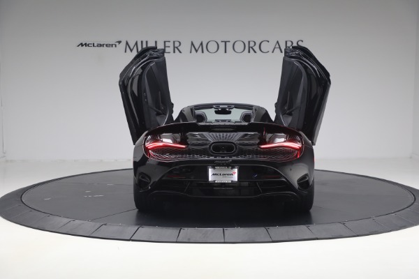 New 2027 McLaren 750S Spider Performance for sale $468,650 at Maserati of Greenwich in Greenwich CT 06830 17