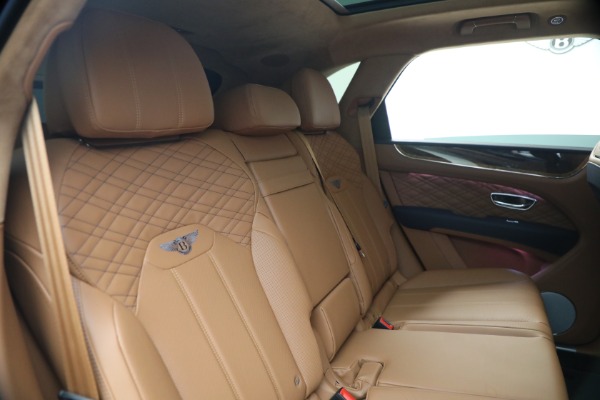 New 2026 Bentley Bentayga Azure V8 for sale $291,615 at Maserati of Greenwich in Greenwich CT 06830 27
