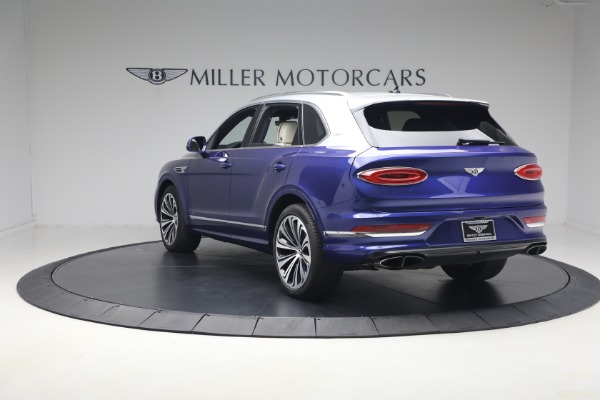 Used 2022 Bentley Bentayga V8 for sale $129,900 at Maserati of Greenwich in Greenwich CT 06830 5