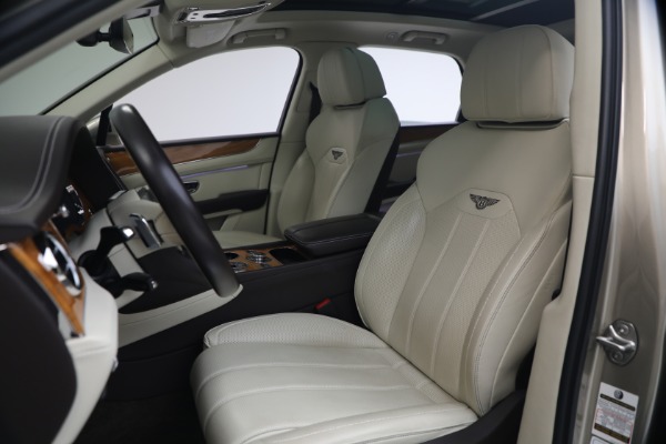 Used 2021 Bentley Bentayga V8 for sale $119,900 at Maserati of Greenwich in Greenwich CT 06830 20