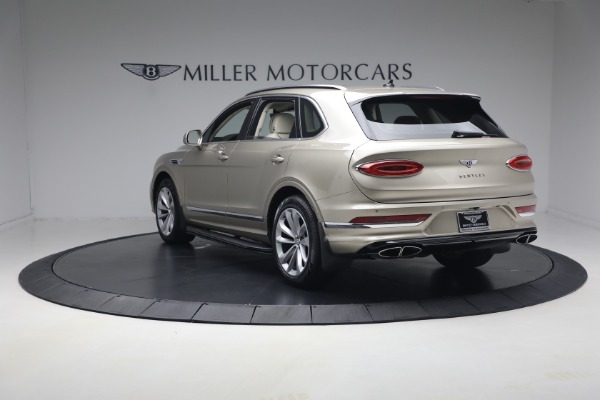 Used 2021 Bentley Bentayga V8 for sale $119,900 at Maserati of Greenwich in Greenwich CT 06830 5