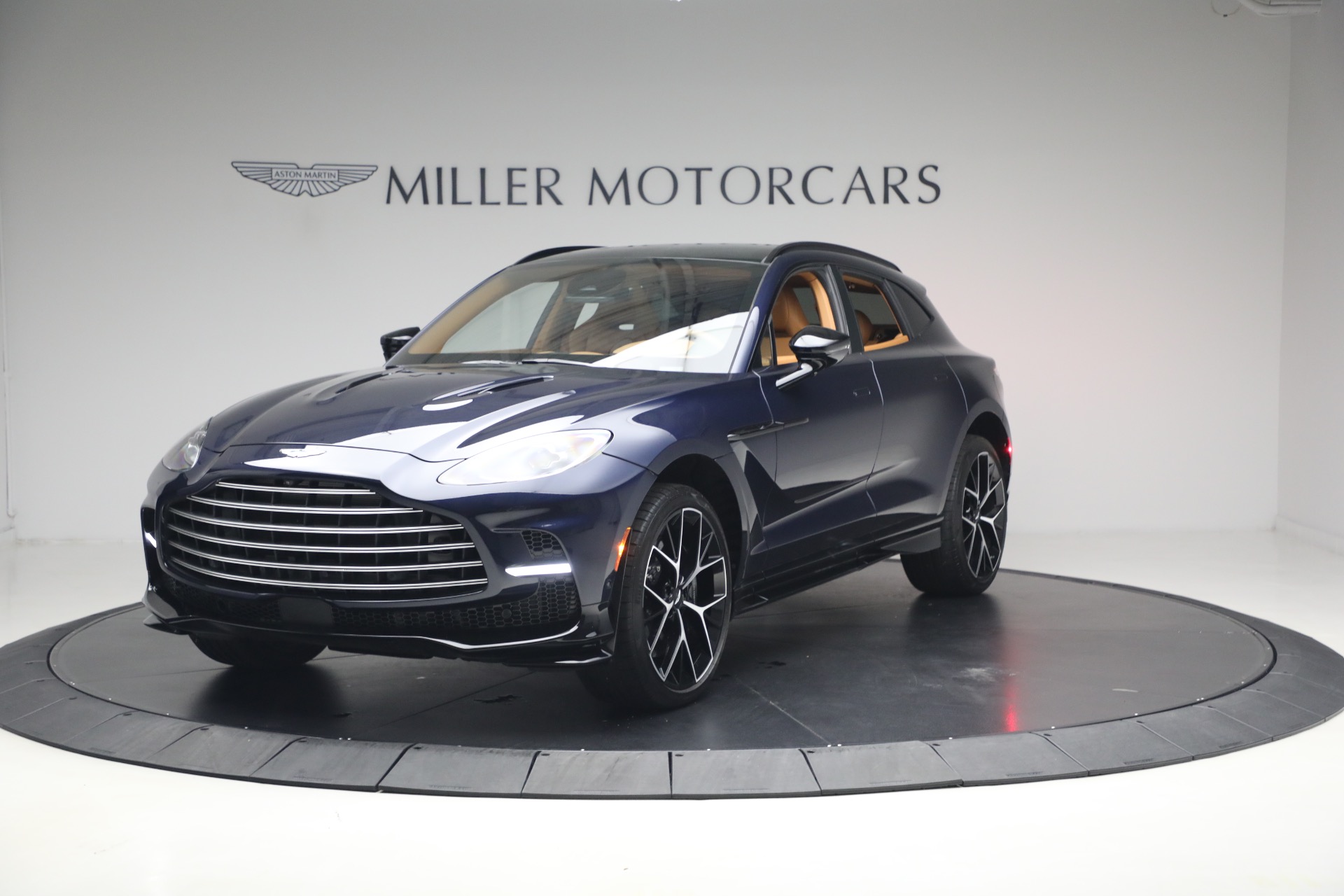 Used 2026 Aston Martin DBX 707 for sale $259,900 at Maserati of Greenwich in Greenwich CT 06830 1