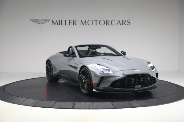 New 2026 Aston Martin Vantage Roadster for sale $263,400 at Maserati of Greenwich in Greenwich CT 06830 11