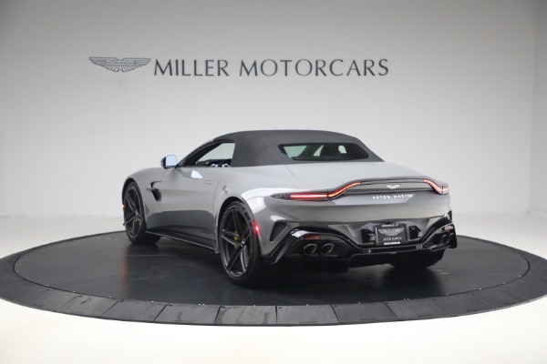 New 2026 Aston Martin Vantage Roadster for sale $263,400 at Maserati of Greenwich in Greenwich CT 06830 17