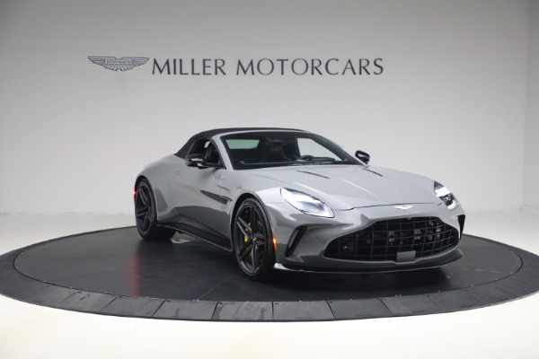 New 2026 Aston Martin Vantage Roadster for sale $263,400 at Maserati of Greenwich in Greenwich CT 06830 23