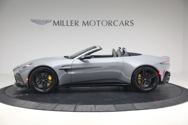 New 2026 Aston Martin Vantage Roadster for sale $263,400 at Maserati of Greenwich in Greenwich CT 06830 3