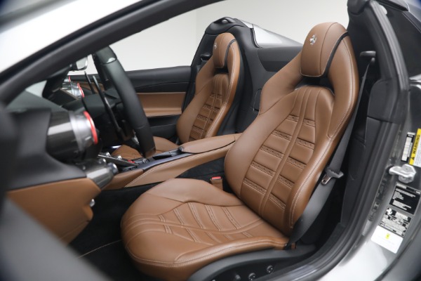 Used 2021 Ferrari 812 GTS for sale $1,039,900 at Maserati of Greenwich in Greenwich CT 06830 15