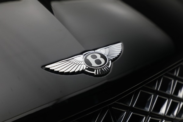Used 2024 Bentley Bentayga EWB Mulliner V8 for sale $224,900 at Maserati of Greenwich in Greenwich CT 06830 13